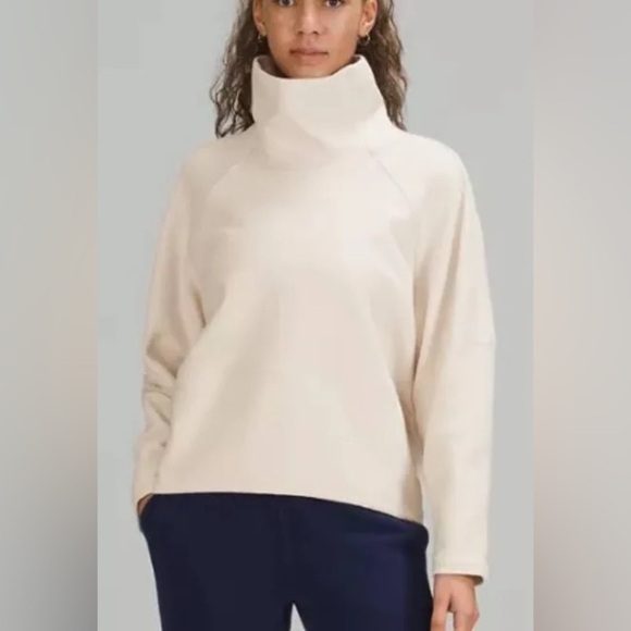 Lululemon Textured Funnel-Neck Pullover Cozy Cream Turtleneck Sweater size Large - Picture 1 of 3